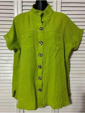 John Mark Short-Sleeve fancy Button Front Shirt in Lime Green